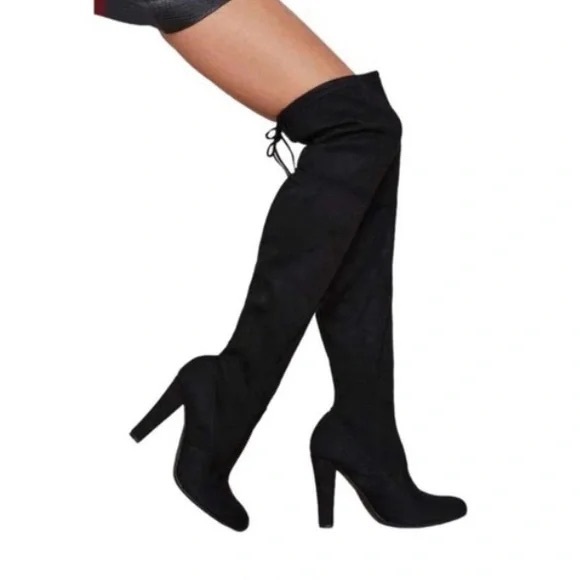 Steve Madden Elegant Black Over-the-Knee Boots 8M LIKE NEW - Picture 1 of 9